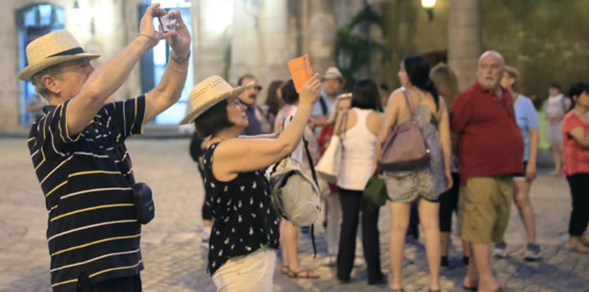 Luanda recebe excursionistas de várias partes do mundo