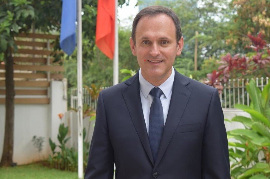 Embaixador francês aponta caminhos para Angola tornar-se gigante agrícola