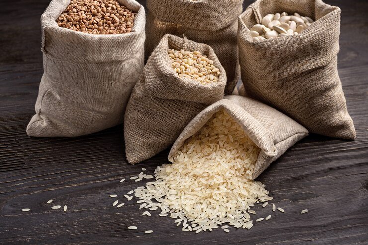 Luanda regista descida de Preço do feijão e do arroz